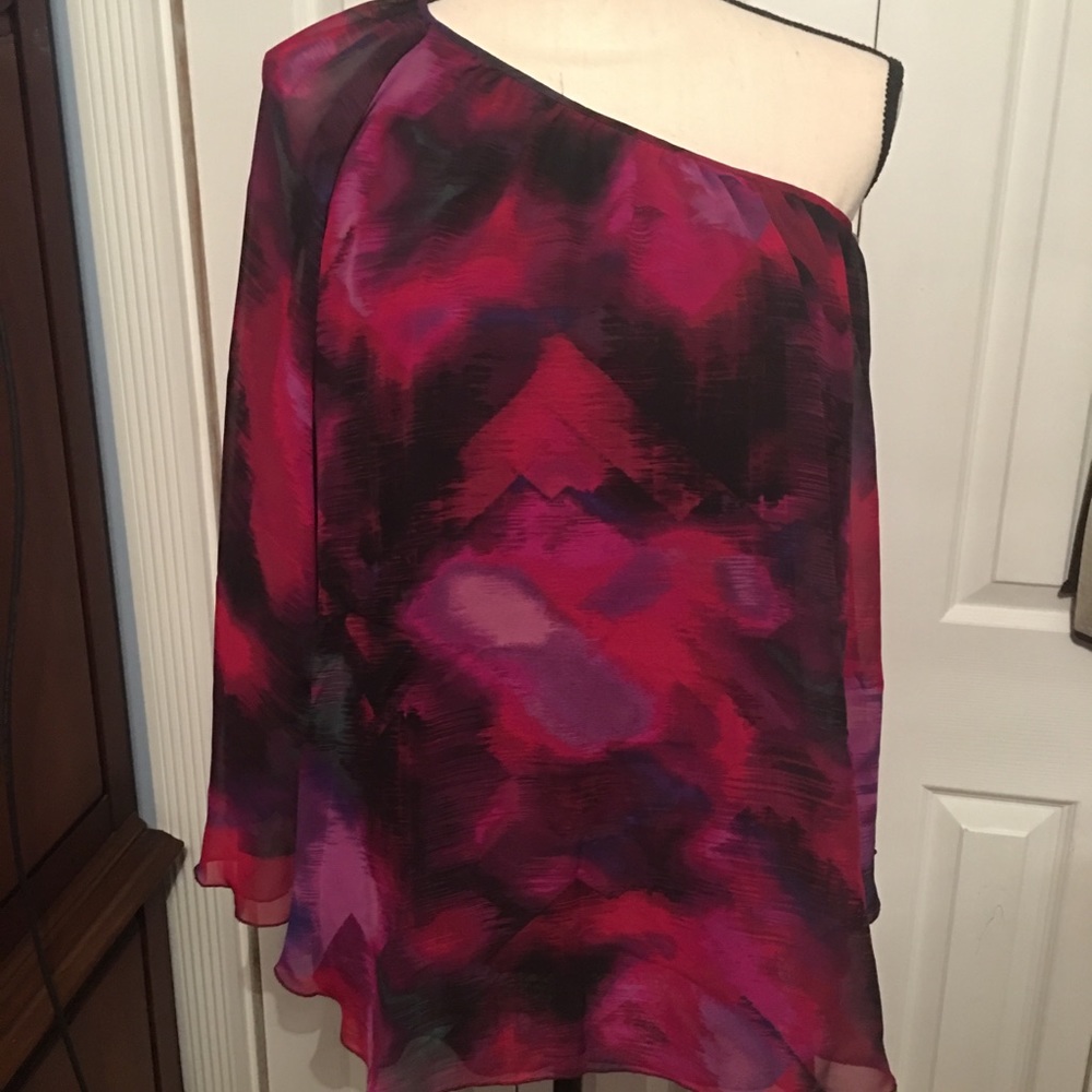 One shoulder blouse